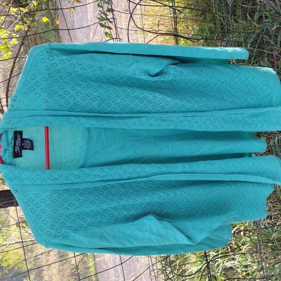 Sweater - Picture 1 of 7